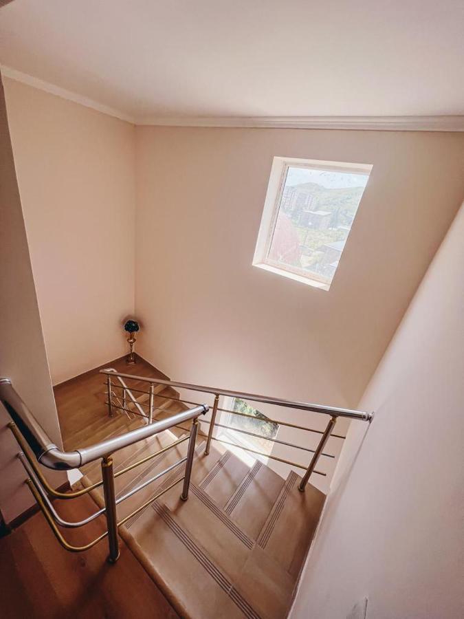 Apartaments Tsaghkadzor Hrazdan Exterior photo