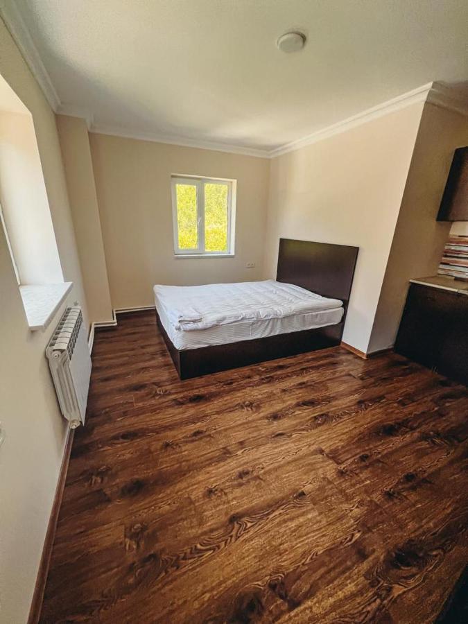 Apartaments Tsaghkadzor Hrazdan Exterior photo